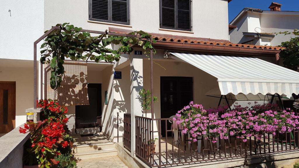Active Apartment Pula Exterior photo