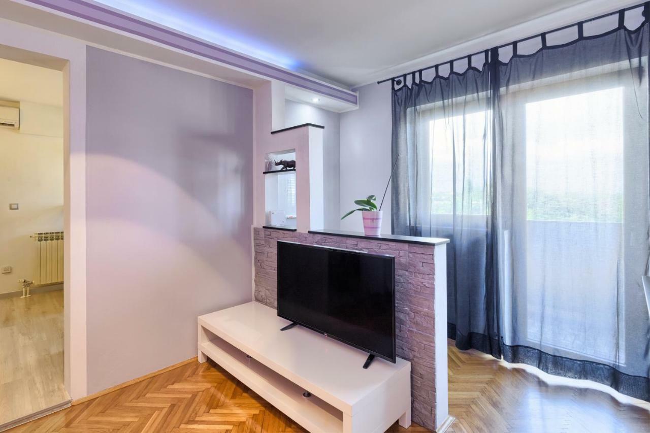 Active Apartment Pula Exterior photo